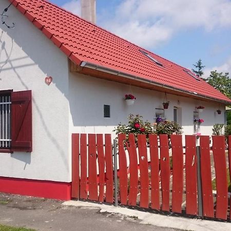 Vendeg Kucko Apartment Kethely Luaran gambar